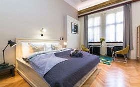 Apartment Nebovidy I - Historic Centre - Terrace - Air Conditioning